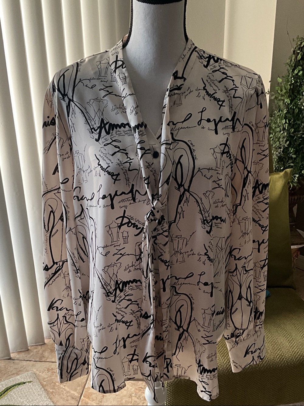 KARL LAGERFELD BLOUSE
